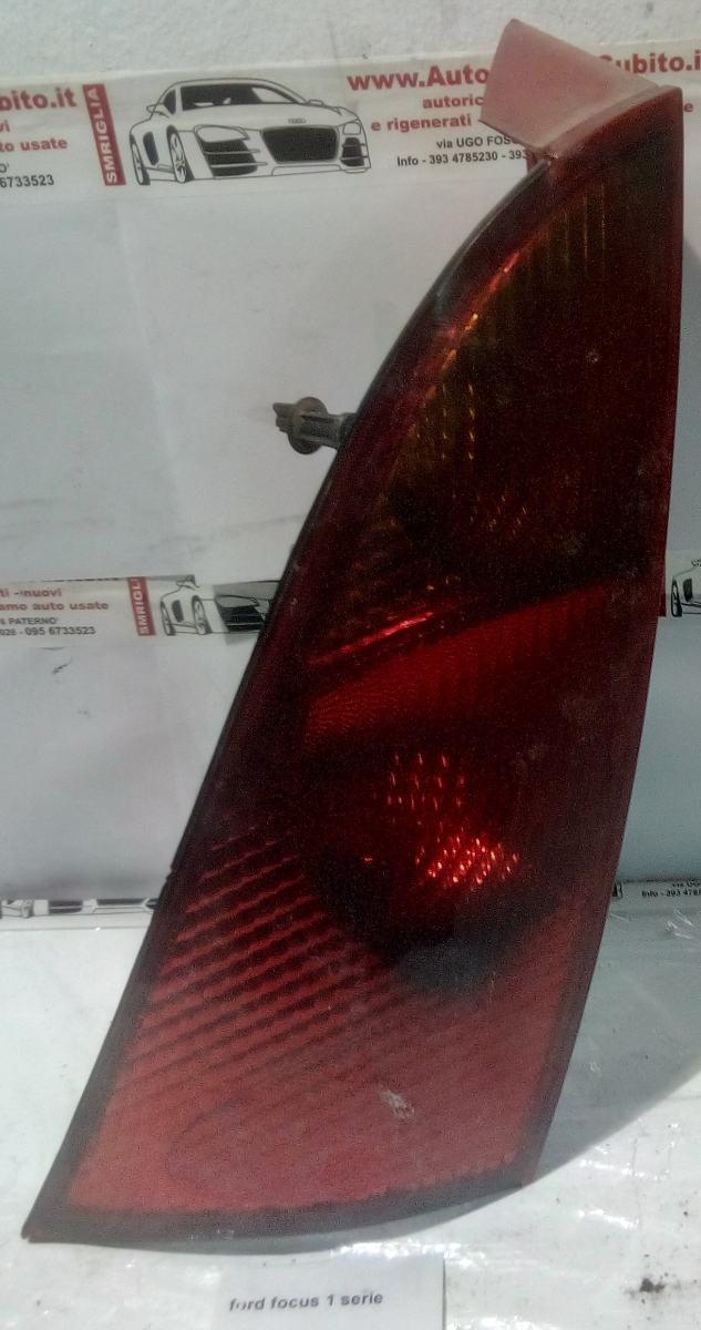 FANALE DX FORD FOCUS 1 SERIE XS4X13404A<br /><br /><br />