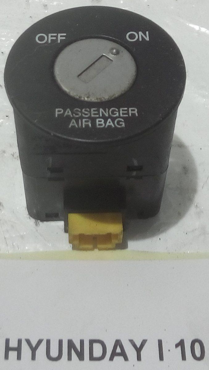 PULSANTE DISINSERIMENTO AIRBAG PASSEGGERO HYUNDAI I 10 2010 959400XA00<br /><br />