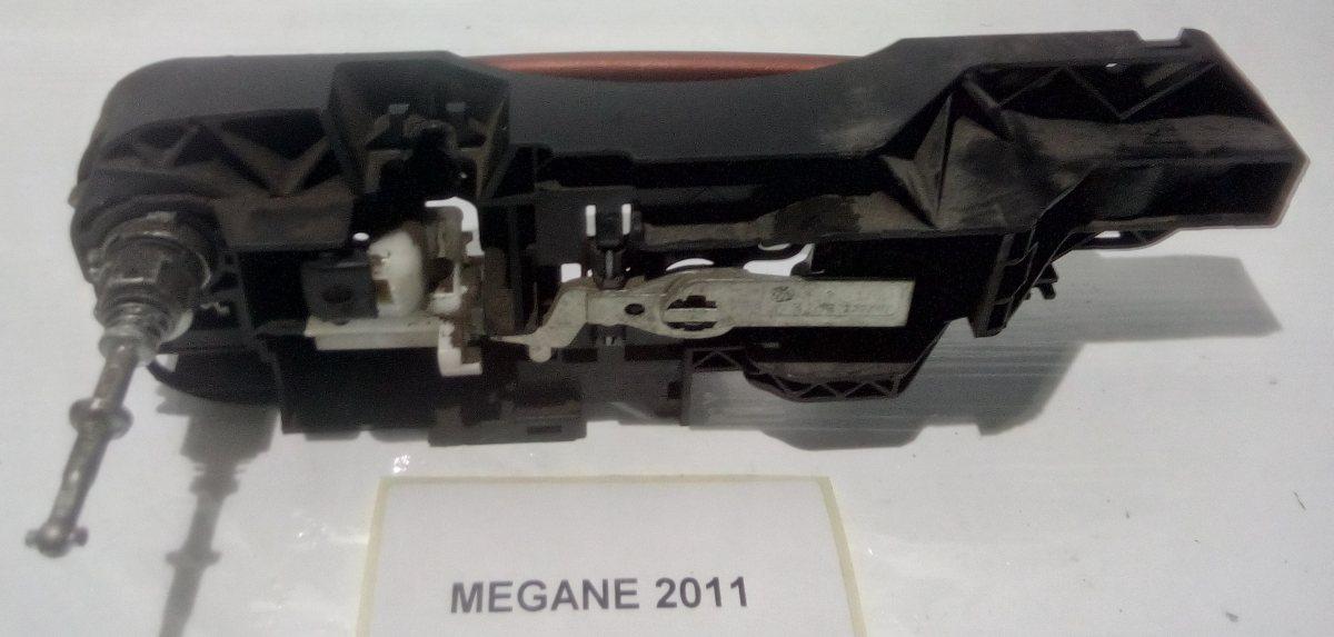 MANIGLIA PORTIERA  SX  RENAULT MEGANE COUPE 2012 806070032R<br /><br />