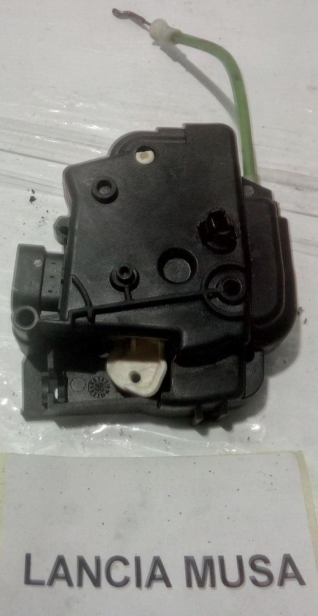CHIUSURA CENTRALIZZATA PORTIERA ANT SX LANCIA MUSA 1.3 MTJ 51707123<br />