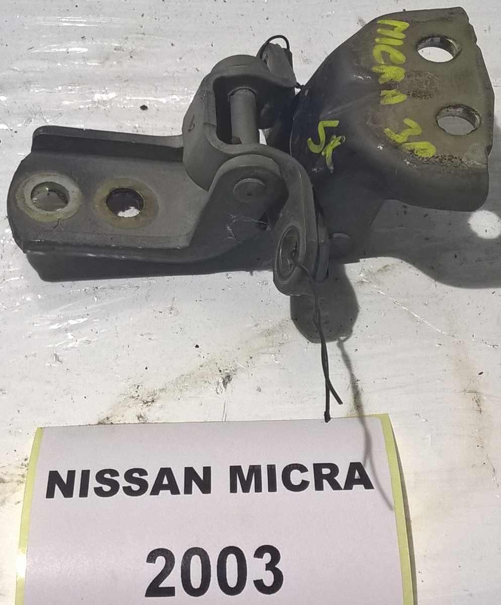 CERNIERA PORTIERA SX NISSAN MICRA 2003 3P CERNIERA PORTIERA SX<br /><br /><br />