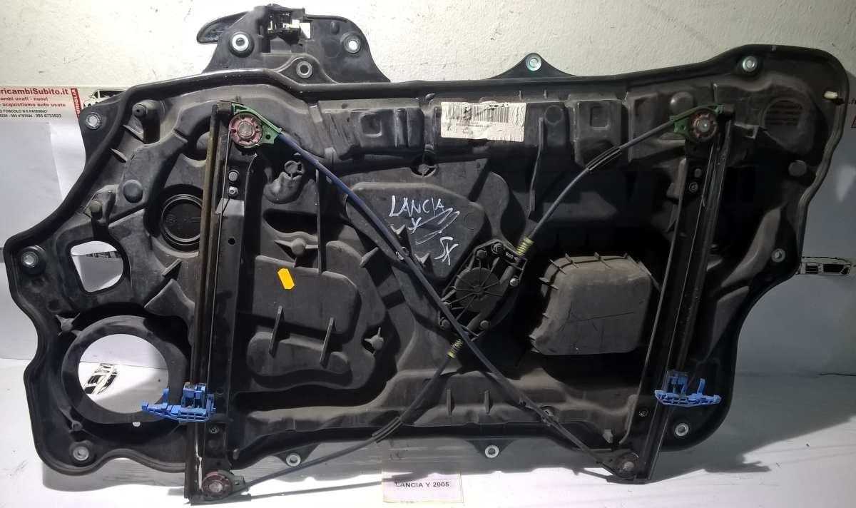 PANNELLO ALZAVETRO SX LANCIA Y 2005 71732829<br /><br /><br />