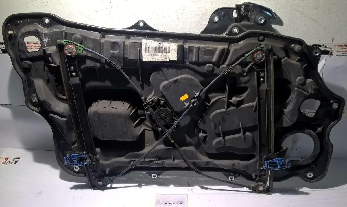 PANNELLO ALZAVETRO DX LANCIA Y 2005 71732828<br /><br />