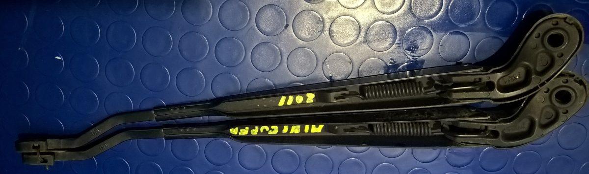 61617352525 BRACCIO REGICRISTALLO MINI ONE R56 ANNO 2011<br />