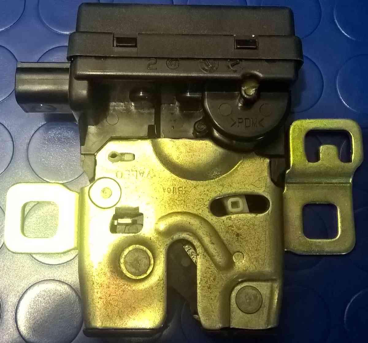 MINI ONE D ANNO 2011 CHIUSURA PORTELLONE 2754528 <br />