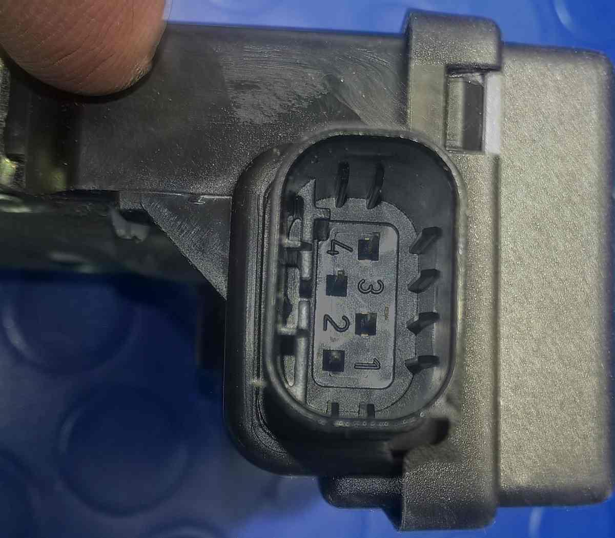 MINI ONE D ANNO 2011 CHIUSURA PORTELLONE 2754528 <br />