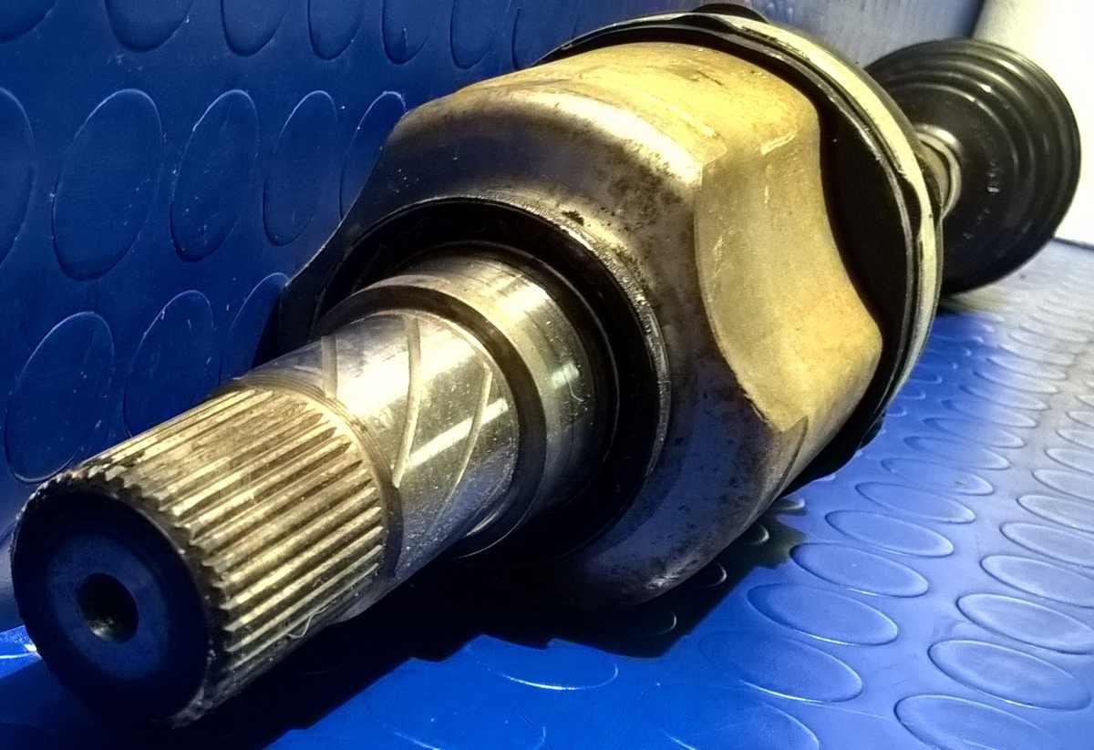 SEMIASSE  SX  RENAULT SCENIC 1.9 CDI 8200198016<br />