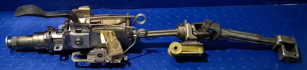 PIANTONE CANNA STERZO SEAT IBIZA 1.4 BZ 2005 6Q1419501BF<br />