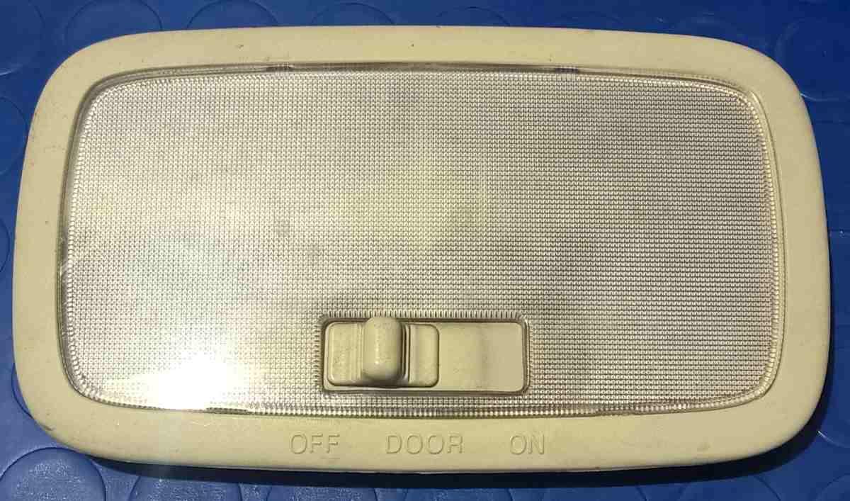 PLAFONIERA HYUNDAI I 10 2010  928502H000DU<br />