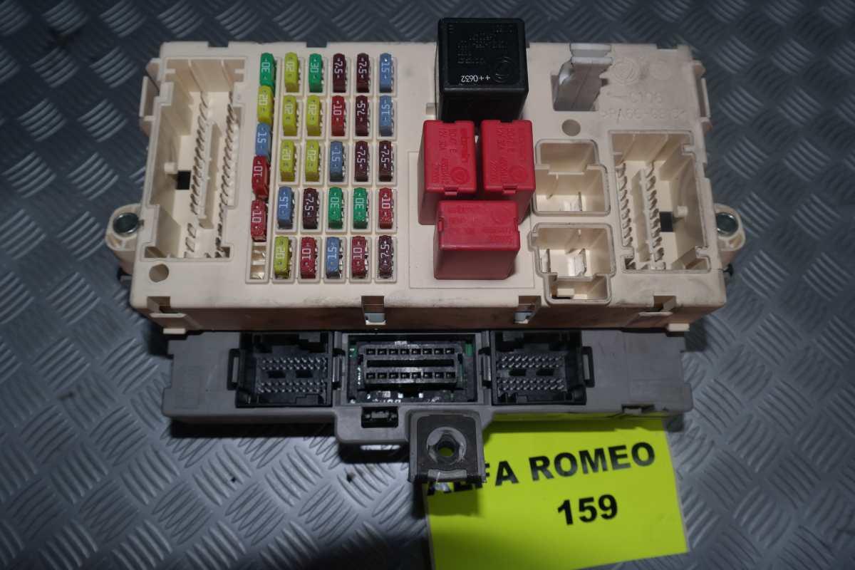 ALFA ROMEO 159 2400 JTDm PA66-GB15 PORTAFUSIBILI