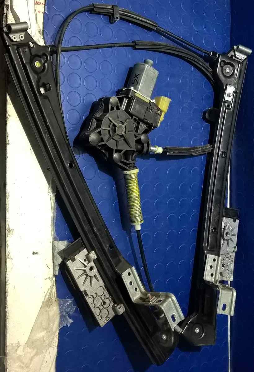 ALZACRISTALLO ELETTRICO SX MINI ONE R56 2011  RMO9962<br />