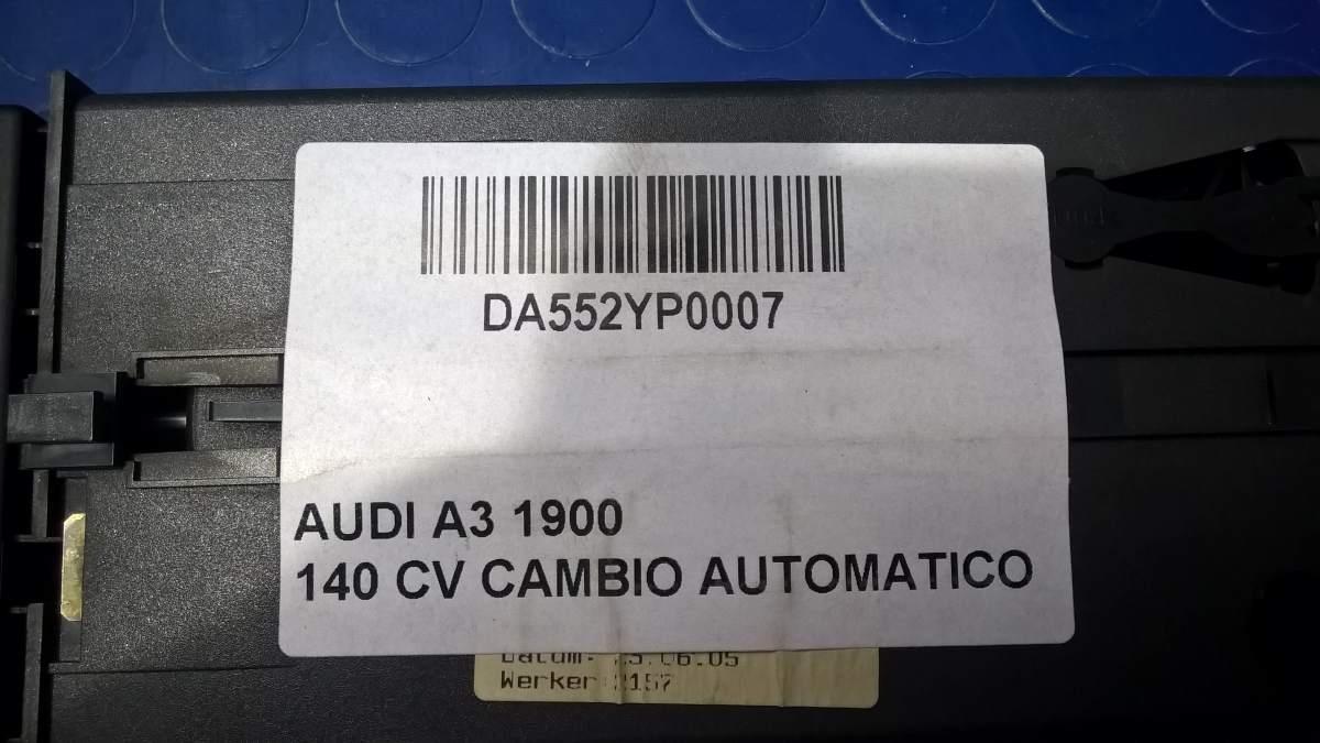 PORTABICCHIERE AUDI A3 2.0 TDI 140CV 2006 8P0862534B<br />