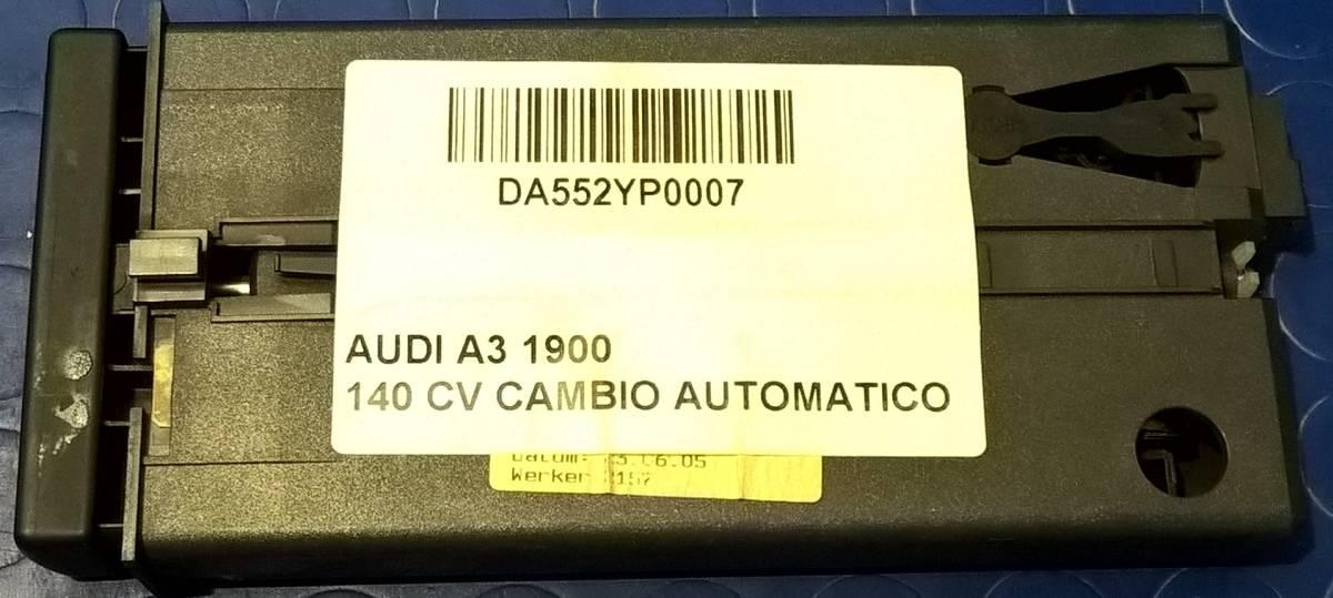 PORTABICCHIERE AUDI A3 2.0 TDI 140CV 2006 8P0862534B<br />