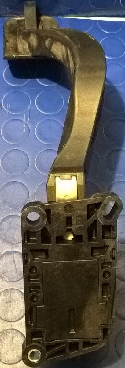 PEDALE ACCELERATORE PEUGEOT 3008 1.6 HDI 109cv 2010 9671416880<br />