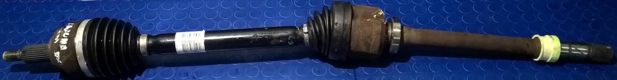 SEMIASSE DX RENAULT LAGUNA 2.0 CDI 8200618168<br /><br /><br /><br />