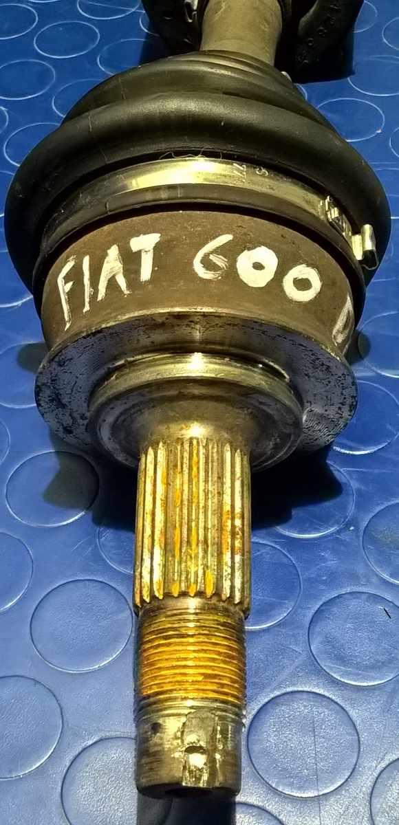 SEMIASSE DX FIAT SEICENTO 1.1 BZ 46307369<br /><br />