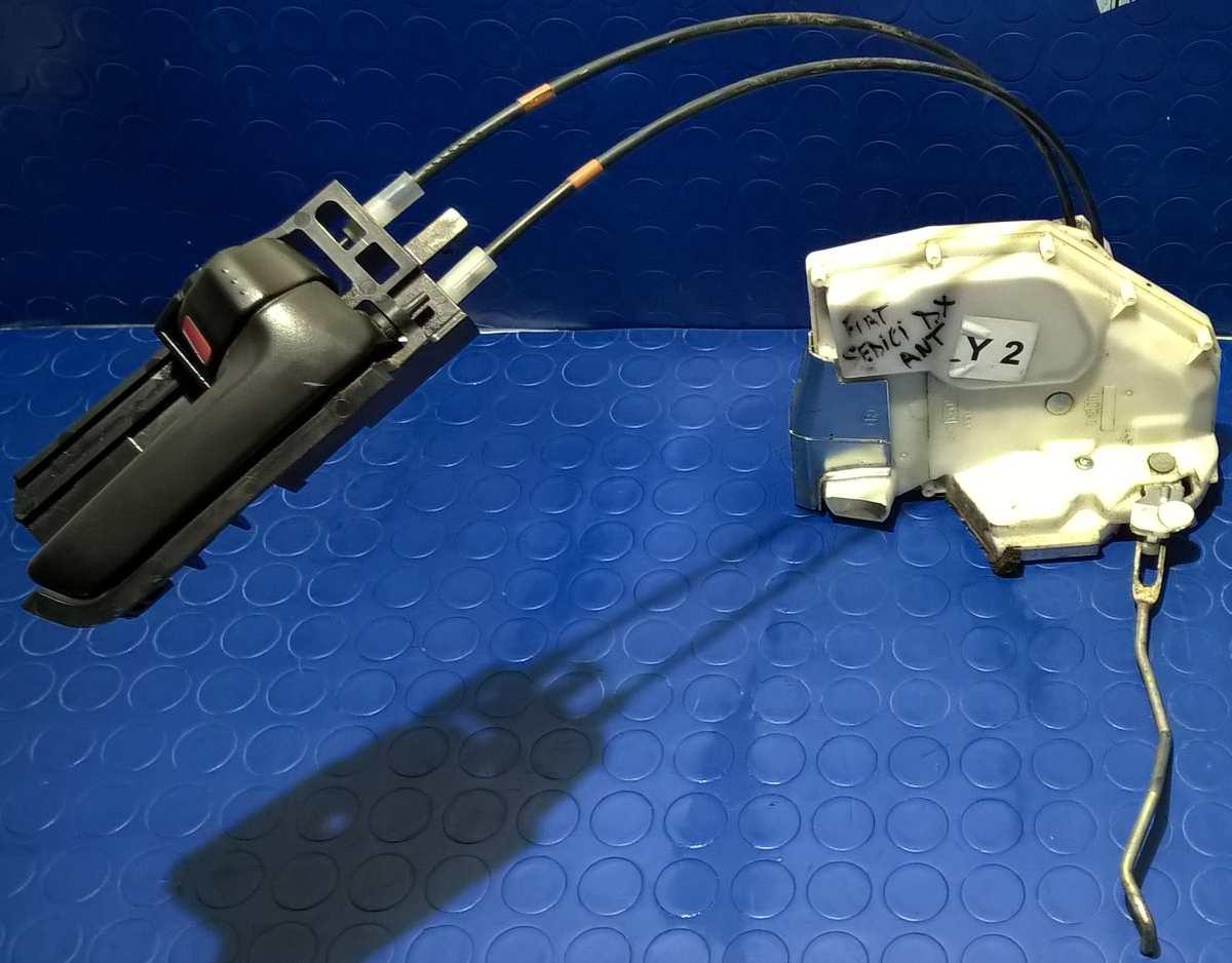 CHIUSURA PORTIERA ANT DX FIAT SEDICI 1.9 MJT 120CV 71768288<br /><br /><br />