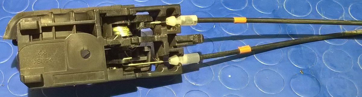 CHIUSURA PORTIERA ANT DX FIAT SEDICI 1.9 MJT 120CV 71768288<br /><br /><br />