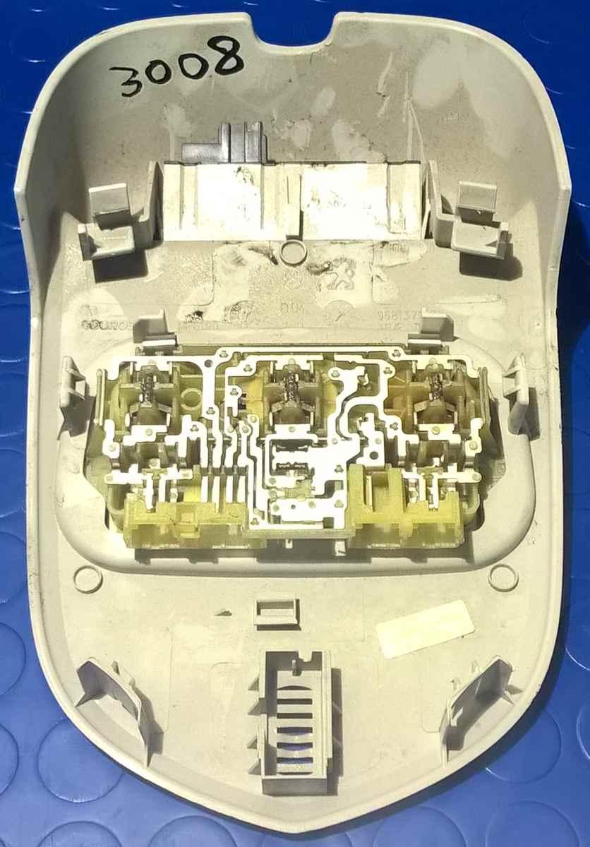 Plafoniera peugeot 3008 1.6 hdi 110cv 9681370177