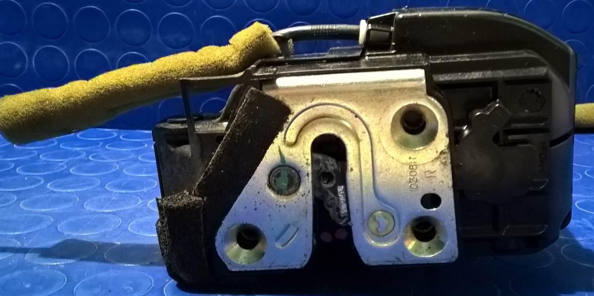 CHIUSURA PORTIERA POST DX RENAULT KOLEOS 2.0 DCI 2010 82500JZ00A<br />