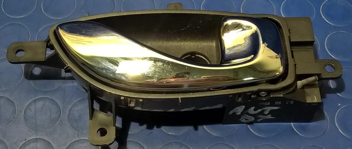 MANIGLIA INTERNA ANT DX RENAULT KOLEOS 2.0 DCI 2010 80670JY20A<br />