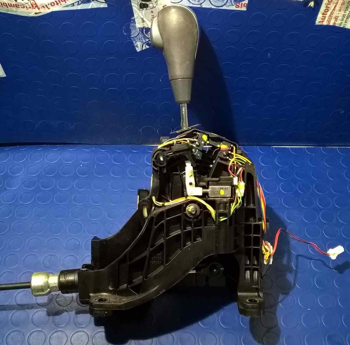 LEVA CAMBIO AUTOMATICO RENAULT KOLEOS 2.0 DCI 2010 34101JY00A<br />