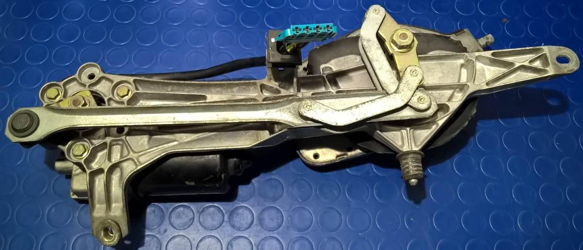 MOTORINO TERGICRISTALLO MERCEDES CLASSE R 2028201108<br /><br />