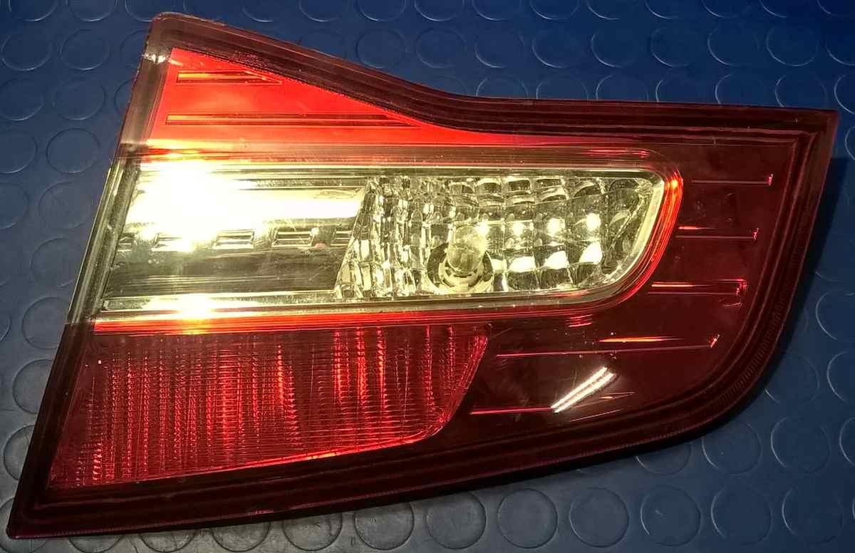 RENAULT KOLEOS 2.0 DCI 2010 FANALE DX<br /><br />