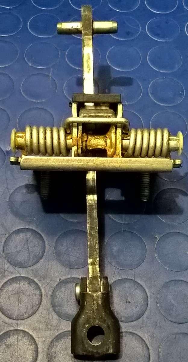 TIRANTE PORTIERA ANT DX PEUGEOT 3008 1.6 HDI 2010 9181Q2<br /><br /><br />