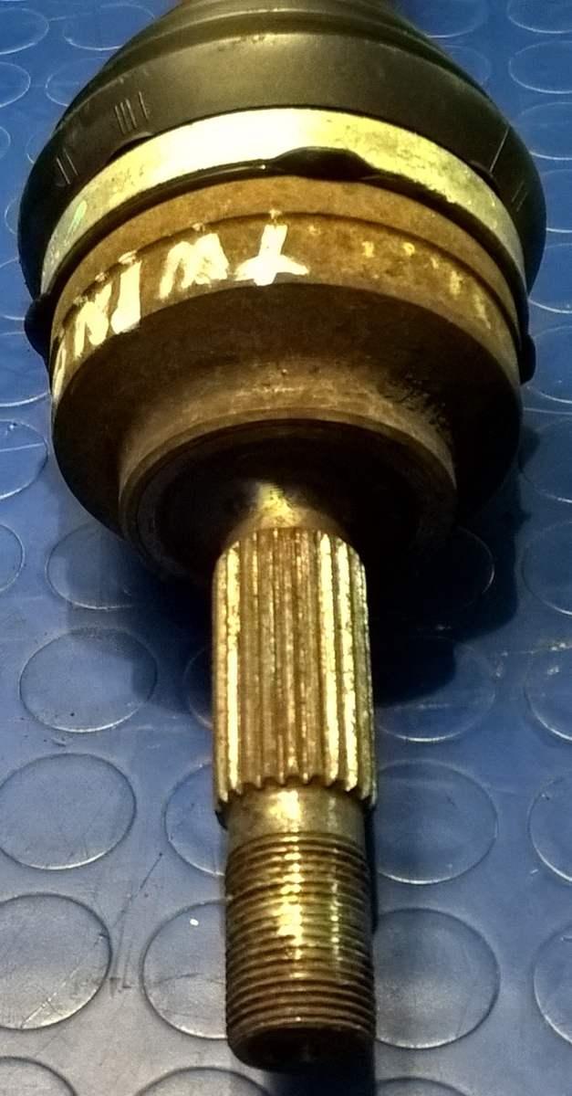 SEMIASSE SX RENAULT TWINGO 1.2 B 8200231953<br /><br /><br />