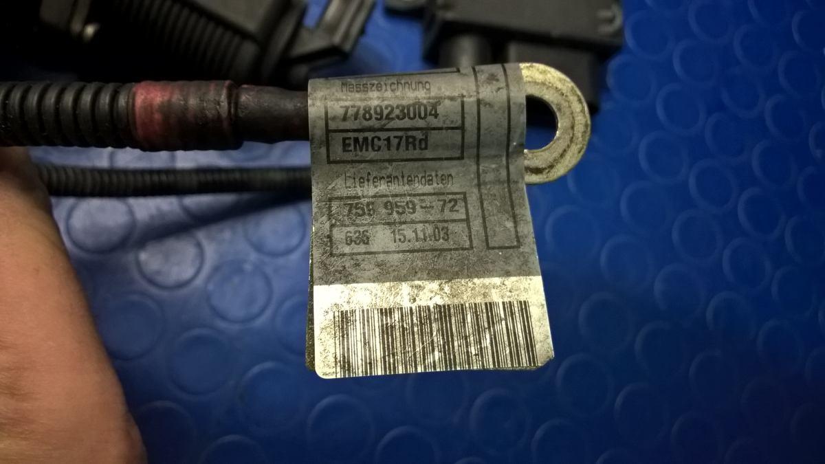 RELAY CONTROL UNIT BMW SERIE 5 530D 2006 778923004<br /><br /><br />