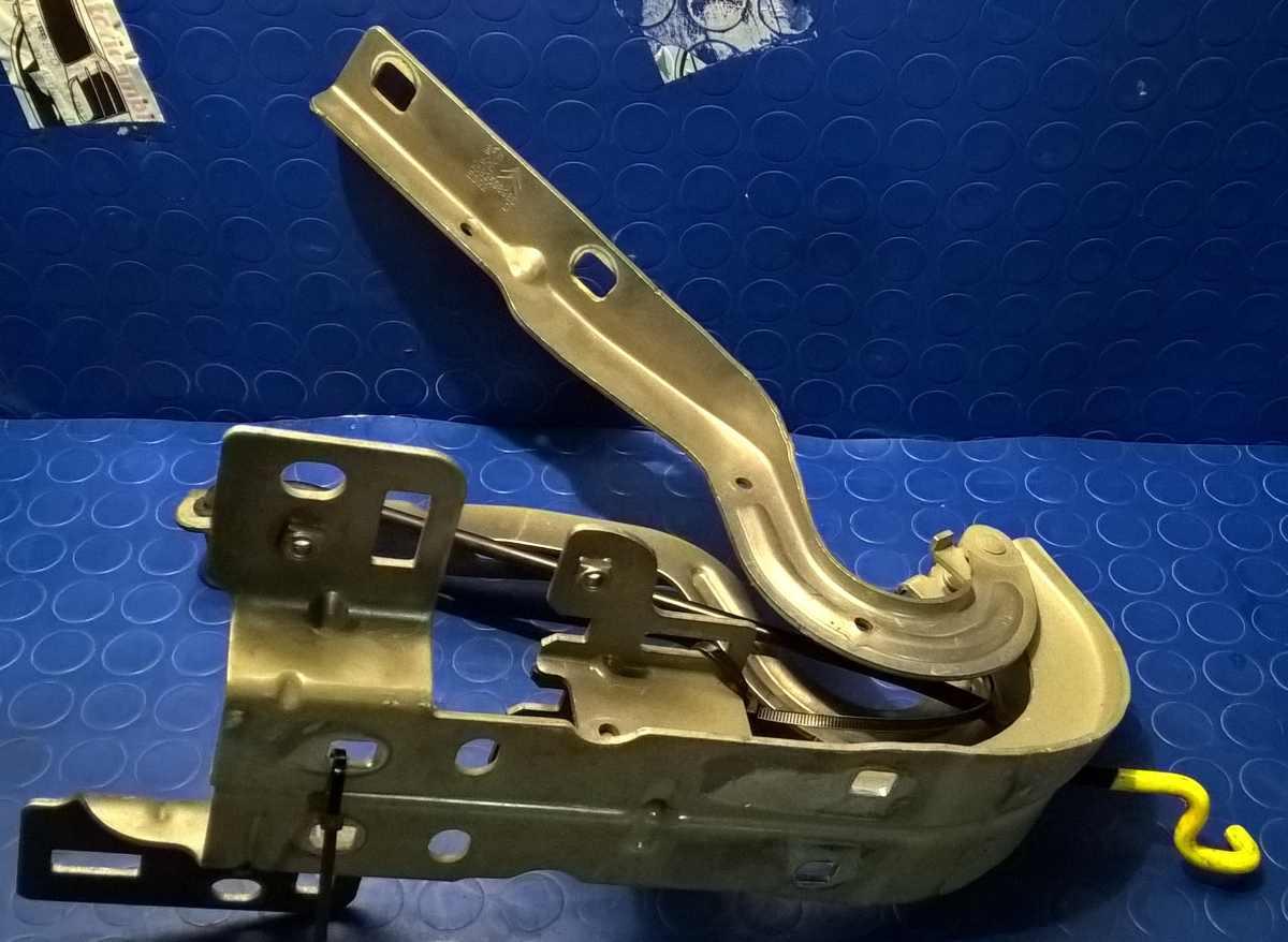 CERNIERE COFANO PEUGEOT 3008 1.6 HDI  9659659980<br /><br /><br />