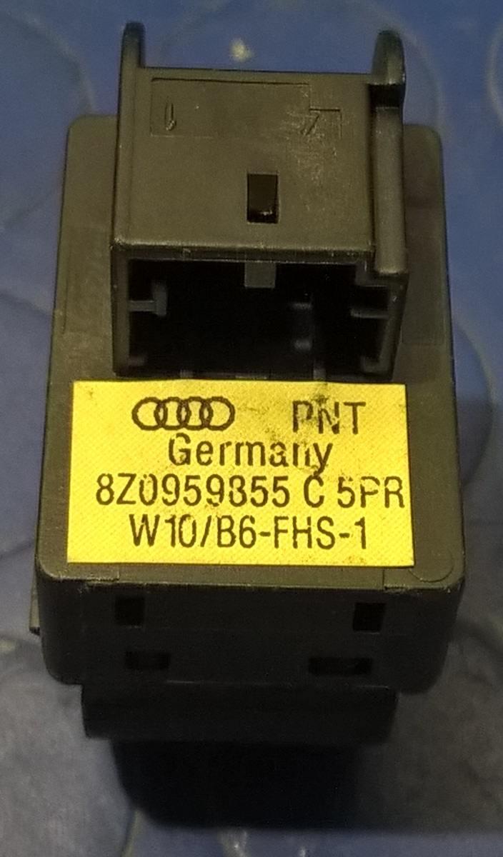 PULSANTE ALZAVETRO AUDI A3 2.0 TDI 140CV 2006 8Z0959855<br /><br /><br />