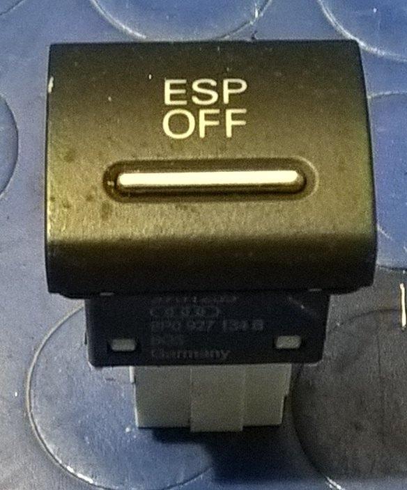 PULSANTE ESP AUDI A3 2.0 TDI 140CV 2006 8P0927134B<br /><br /><br /><br />
