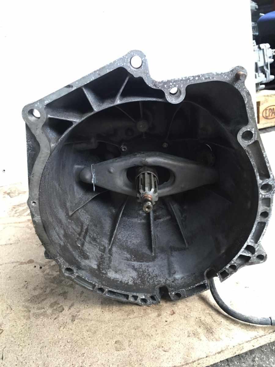 SCATOLA CAMBIO BMW SERIE3 320 D 2003 23007565194<br /><br /><br />