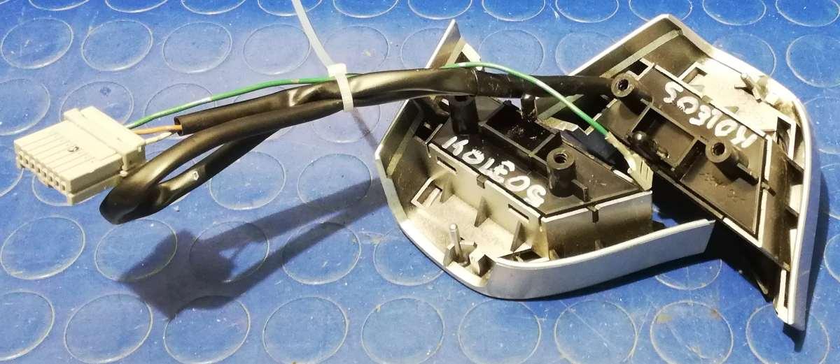 COMANDI MULTIFUNZIONE VOLANTE RENAULT KOLEOS 2.0 DCI 25550JY00A<br /><br /><br />