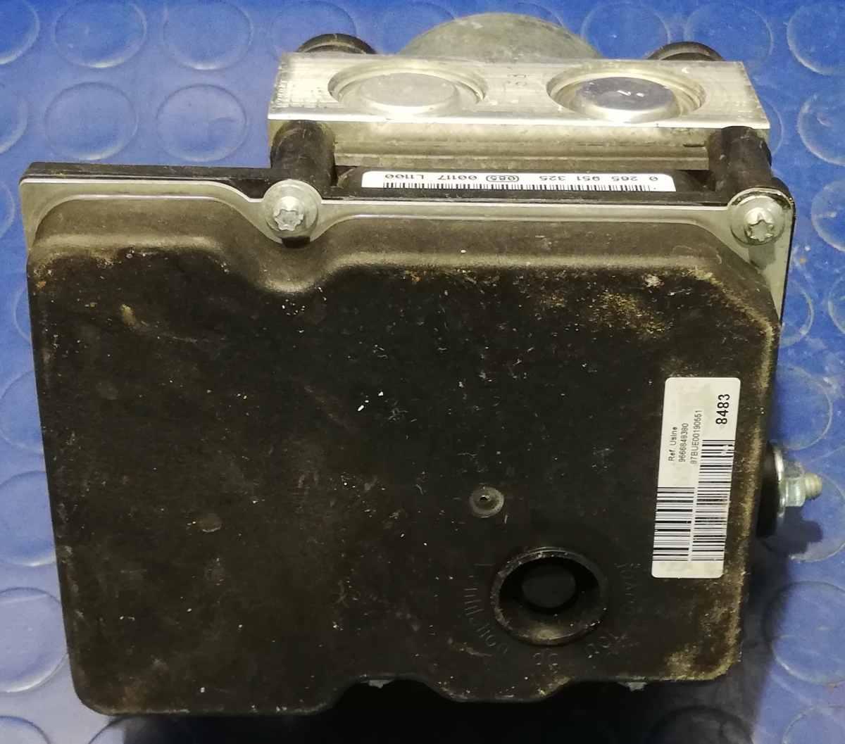 CENTRALINA ABS PEUGEOT 3008 1.6 HDI 2010 9666848380<br /><br /><br />