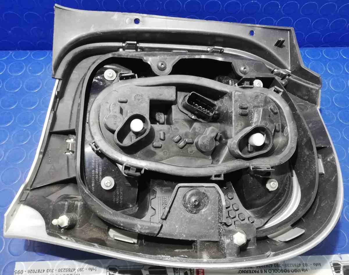 FANALE SX MERCEDES SMART 2016 A4538260914<br /><br /><br />