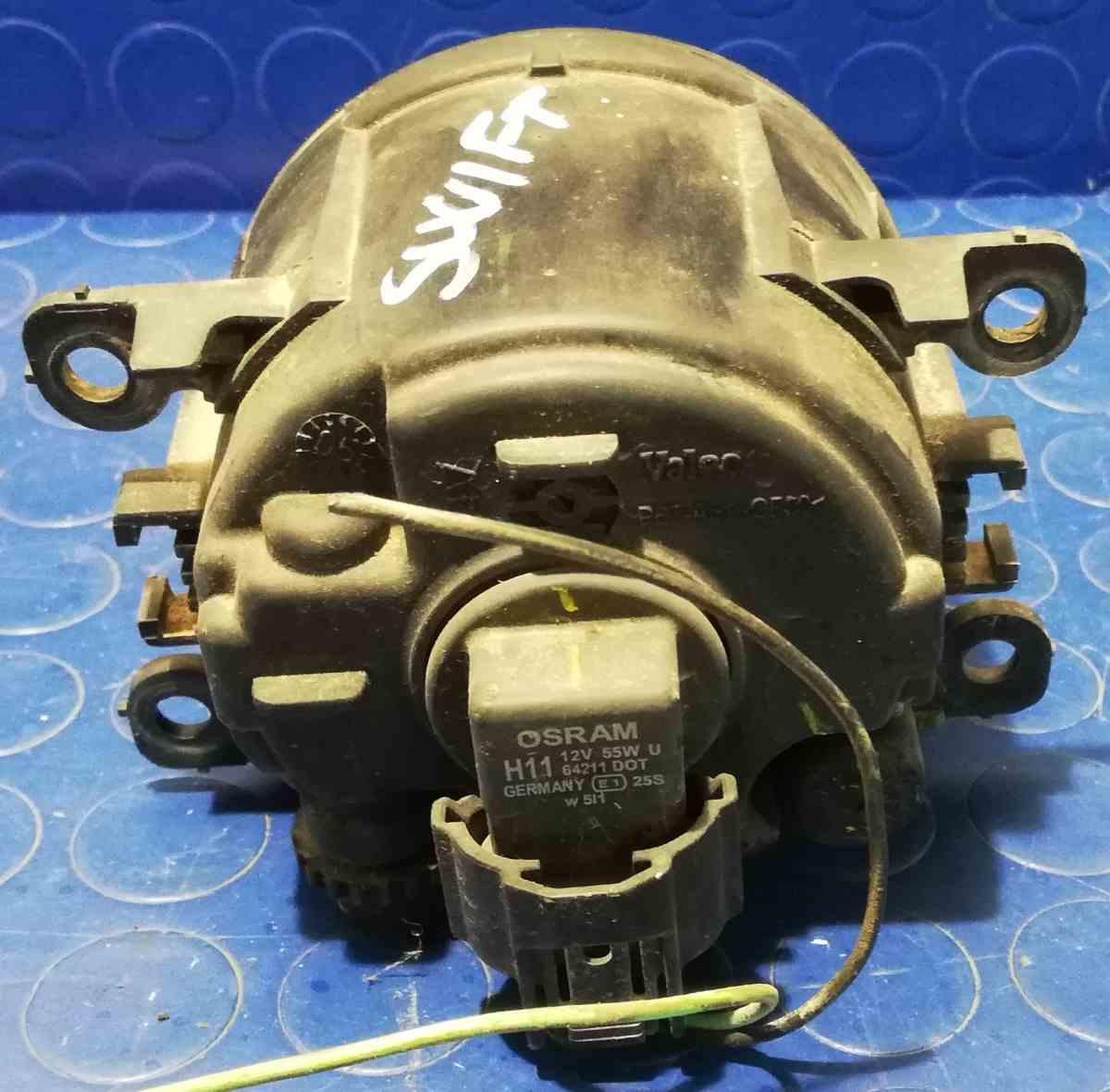 FARETTO ANTINEBBIA SX SUZUKI SWIFT 2007 89204122A<br /><br /><br />