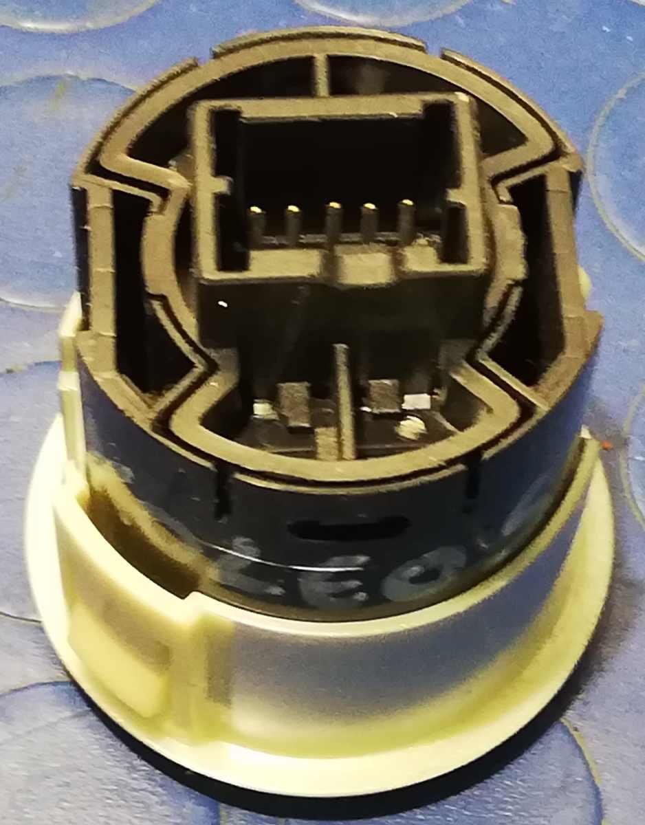 PULSANTE START RENAULT KOLEOS 2.0 DCI 25150JY00A<br /><br /><br />