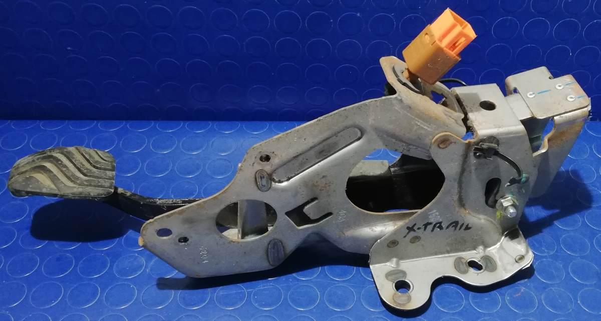 PEDALE FRIZIONE NISSAN X'TRAIL 2016 4650300Q0C<br />