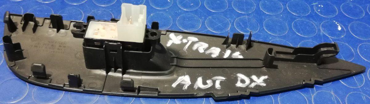 PULSANTE ALZACRISTALLO ANT DX NISSAN X TRAIL 2016 1.6 DCI 254114CE0A<br /><br /><br />