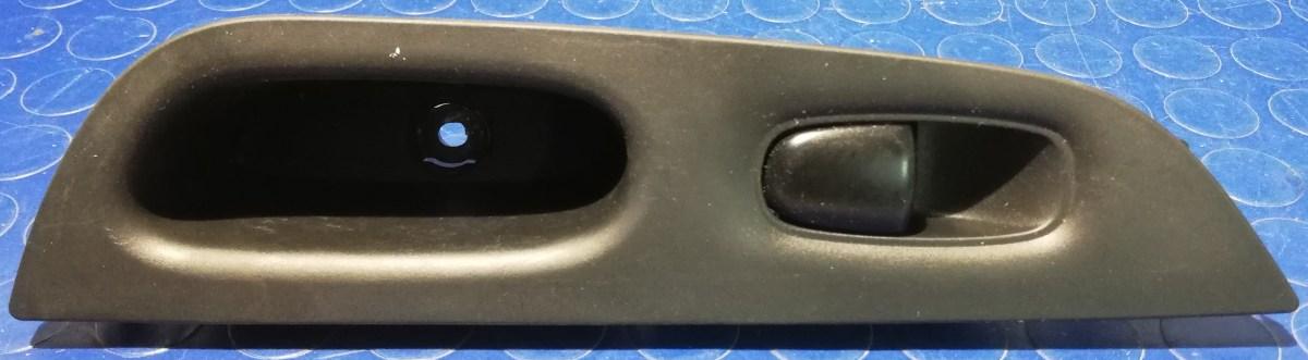 PULSANTE ALZACRISTALLO POST  DX NISSAN X TRAIL 2016 1.6 DCI 254114CE0B<br /><br /><br />