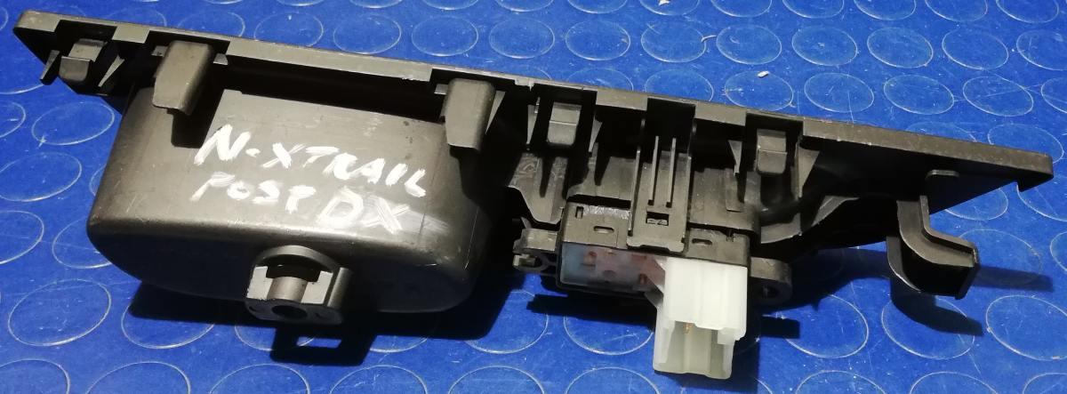 PULSANTE ALZACRISTALLO POST  DX NISSAN X TRAIL 2016 1.6 DCI 254114CE0B<br /><br /><br />
