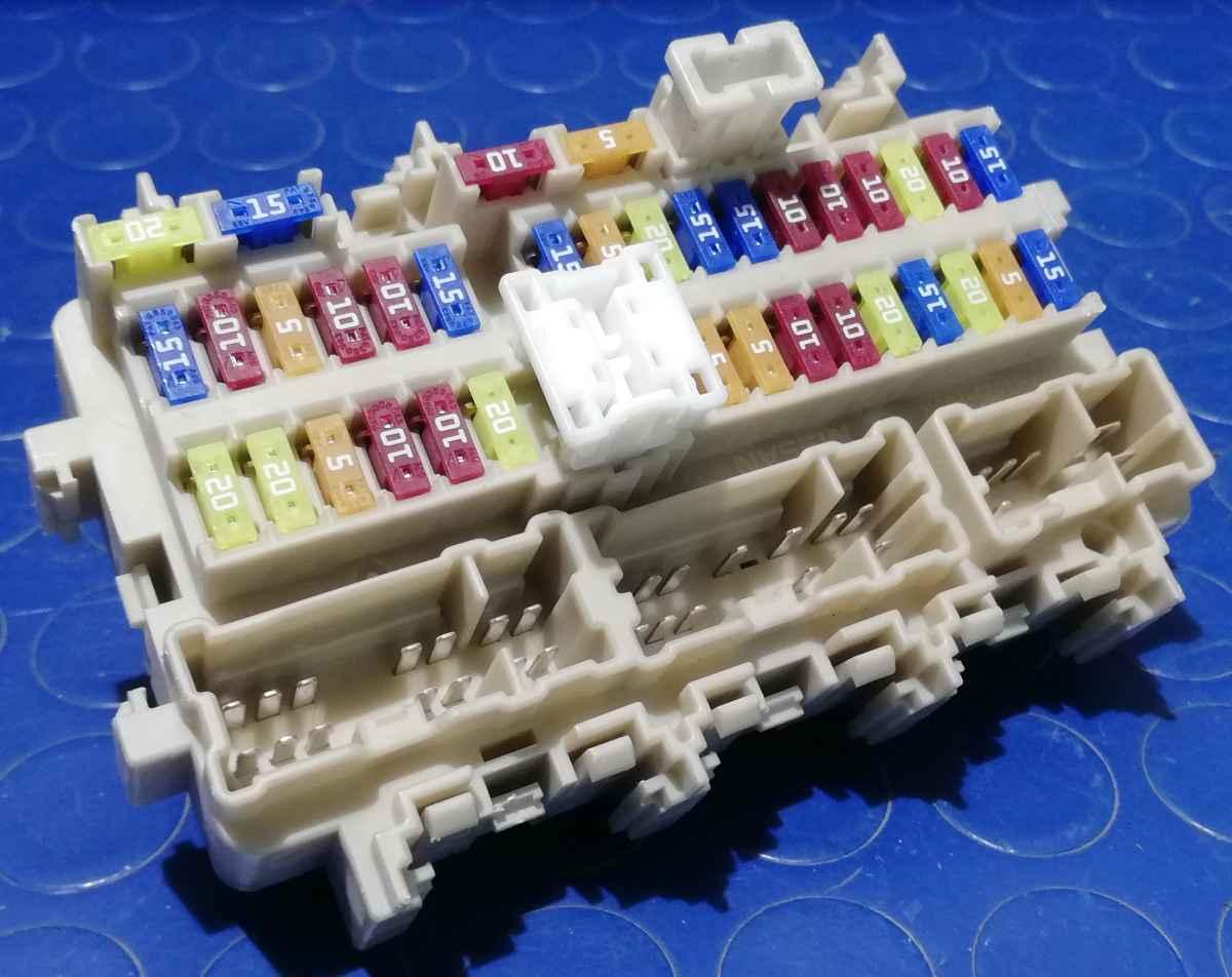 PORTAFUSIBILI NISSAN X TRAIL 2016 1.6 DCI 8991B4L23<br /><br /><br />