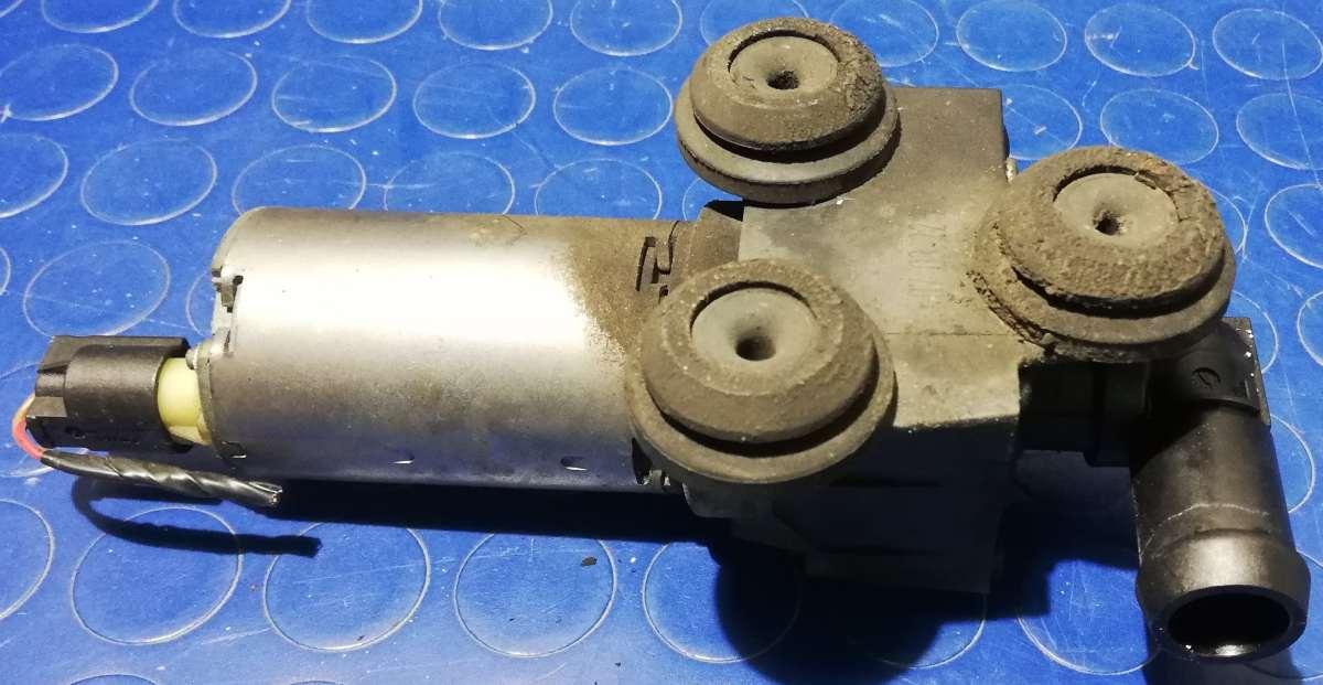 VALVOLA CIRCOLO ACQUA BMW SERIE 1 120D 2007 0392020097<br /><br /><br />