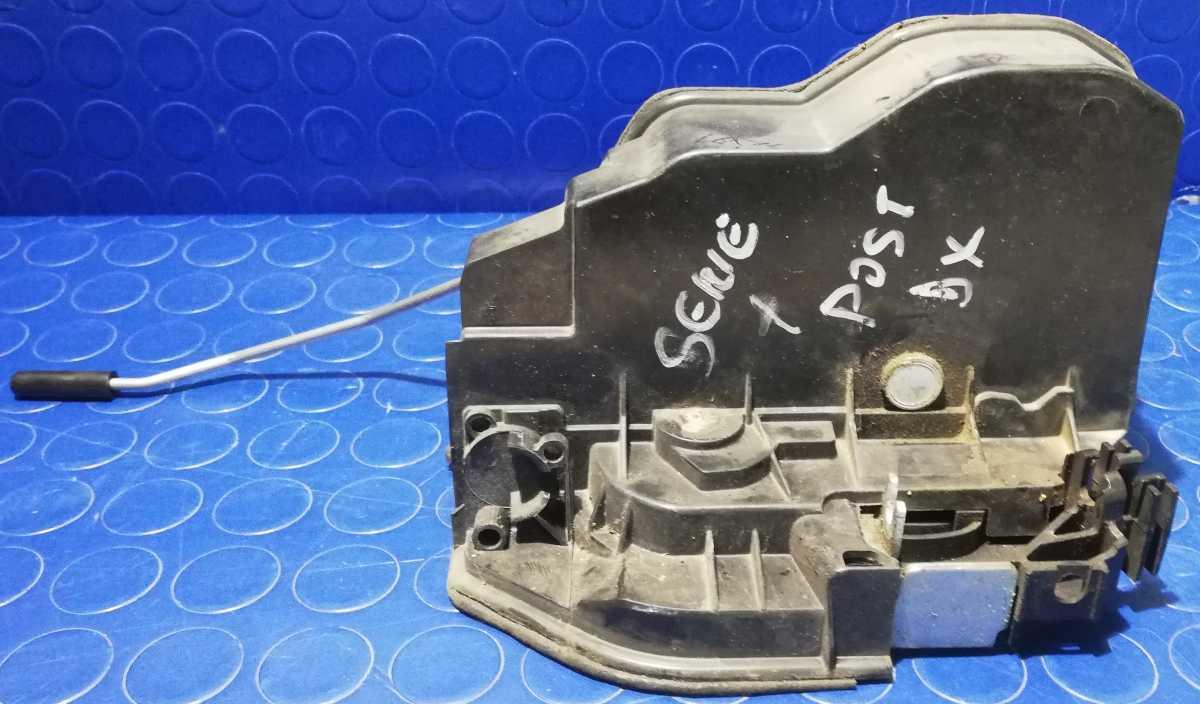 CHIUSURA PORTIERA POST DX BMW SERIE 1 120D 2007 51227202148<br /><br /><br />