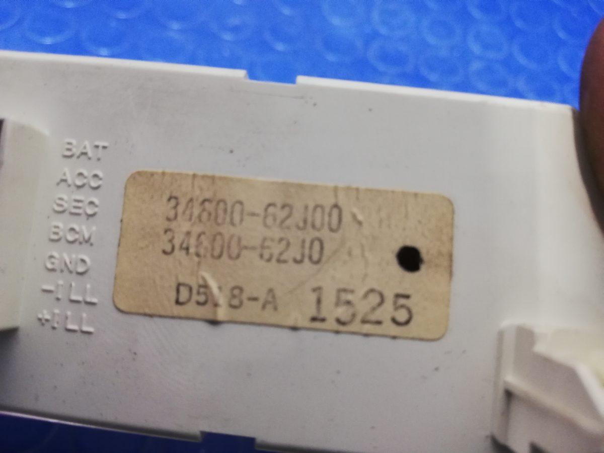 OROLOGIO INTERNO SUZUKI SWIFT 1.3 B 2007 3460062J00<br />