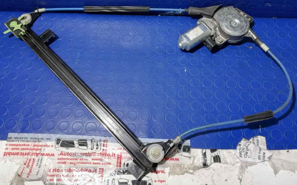 ALZACRISTALLO ELETTRICO DX LANCIA Y 1 SERIE  46778564<br /><br /><br />
