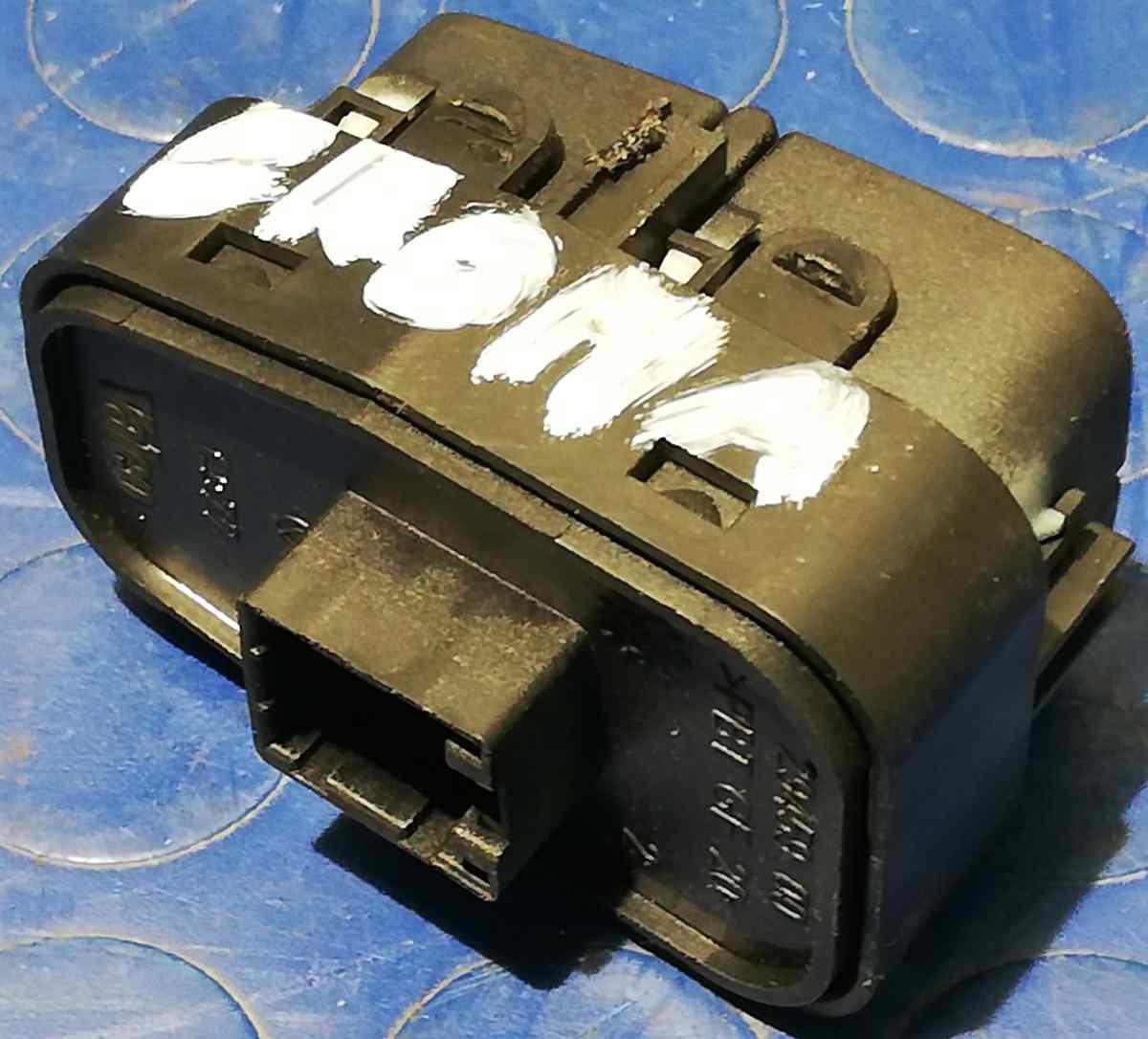 PULSANTE CHIUSURA CENTRALIZZATA FIAT CROMA 2.4 JTD 2006 29459C977<br />